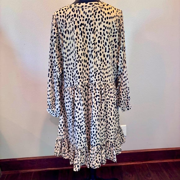 Vince Camuto Plus Size Animal Print Long Sleeve Split Neck Baby Doll Dress, 1X - Picture 12 of 14